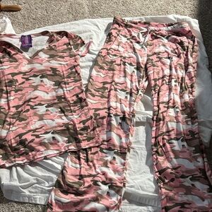 Women's Pink Camo Pajama Set